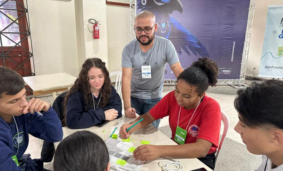 Ideathon Paraná: alunos de Ponta Grossa apresentam ideias criativas em gestão pública. Foto: Eduardo Carmona/SEI