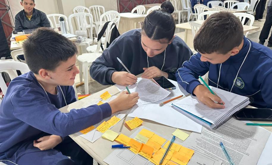 Ideathon Paraná: alunos de Ponta Grossa apresentam ideias criativas em gestão pública. Foto: Eduardo Carmona/SEI