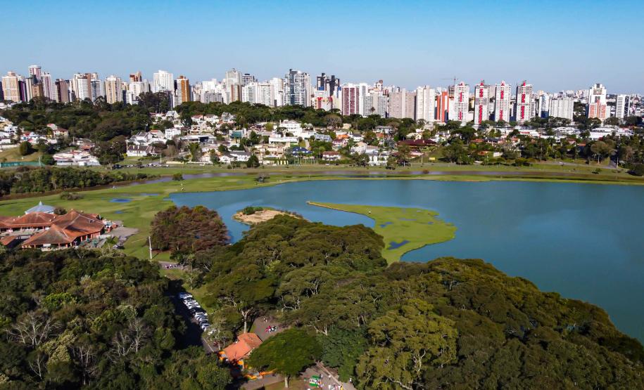 Curitiba se tornou a cidade mais inteligente do mundo e outros municípios (Londrina, Maringá, Ponta Grossa e Assaí, por exemplo) entraram em diferentes listas pelo trabalho desenvolvido na área. Foto: Roberto Dziura Jr/AEN