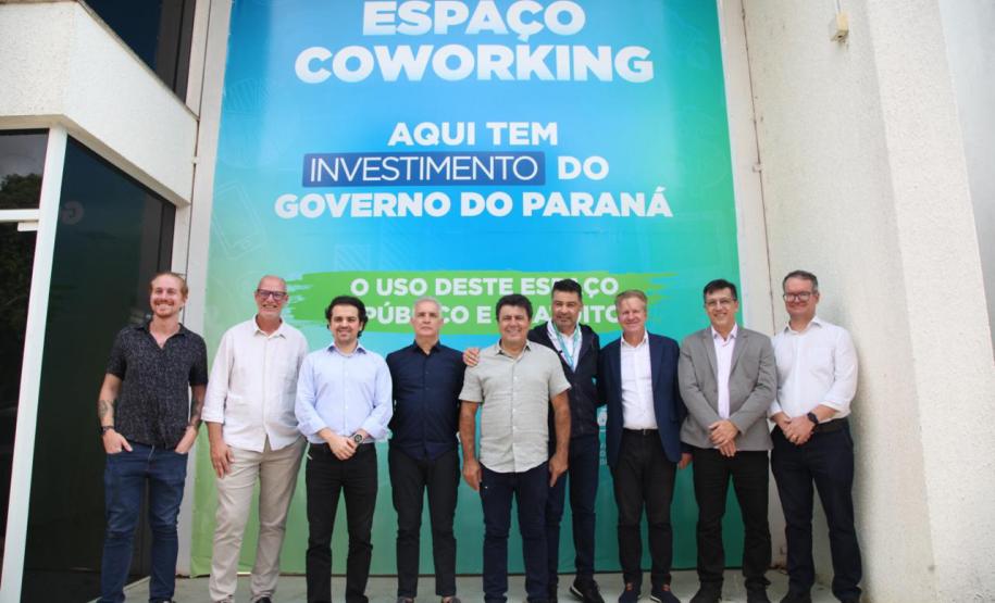 Estado instala wi-fi gratuito em UPA e anuncia R$ 1,5 milhão para coworking em Pato Branco. Fotos: SEI