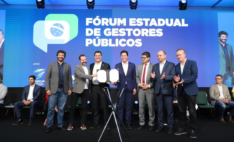 Em Fórum de Gestores Públicos, governador reforça que planejamento induz crescimento. Foto: Ari Dias/AEN