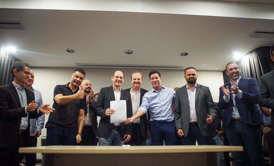 Com bolsas de até R$ 1.500, Paraná vai qualificar 3 mil jovens em Tecnologia da Informação. Foto: Alex Adam/SEPL