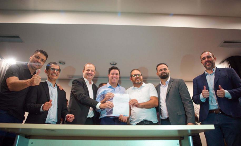 Com bolsas de até R$ 1.500, Paraná vai qualificar 3 mil jovens em Tecnologia da Informação. Foto: Alex Adam/SEPL