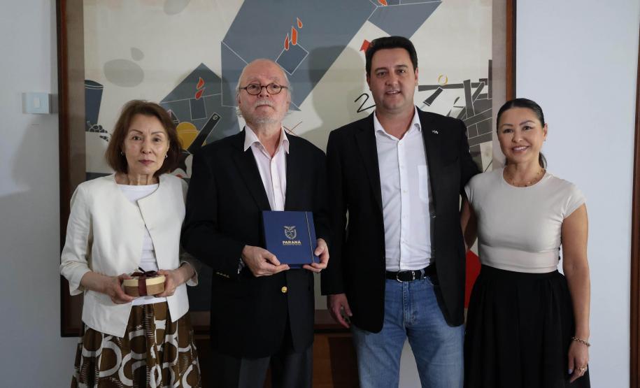 Mumbai - Índia, 11-04-2024 - A comitiva paranaense liderada pelo governador Carlos Massa Ratinho Junior iniciou, nesta quinta-feira (11), os compromissos da missão internacional na Índia com uma visita ao grupo Tata Consultancy Services (TCS), multinacional que é líder global em serviços de tecnologia, em Mumbai. Foto: Jonathan Campos/Secom