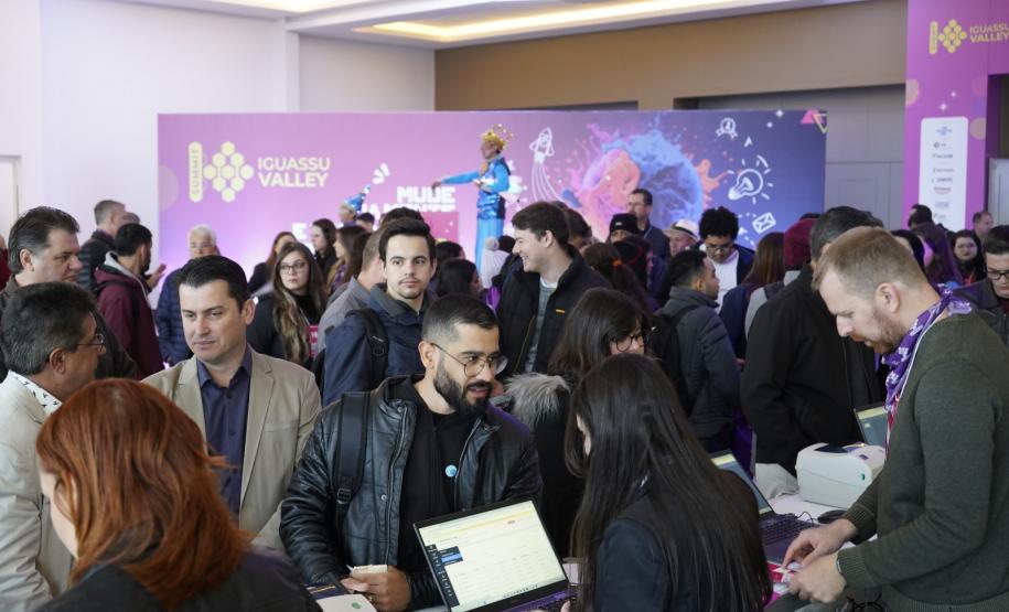 Estado apresenta iniciativas de fomento à inovação no Summit Iguassu Valley