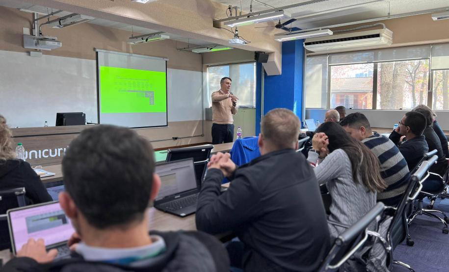 Oficinas capacitam servidores em pesquisa e compras públicas voltadas à inovação. Foto: SEI-PR