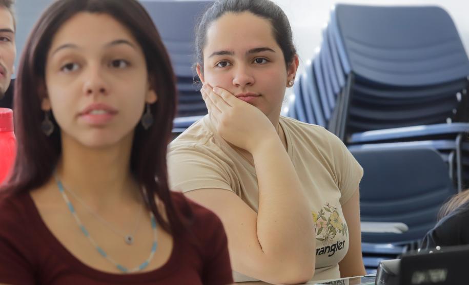 Alunos do Talento Tech fazem primeira prova presencial nos 50 municípios do projeto