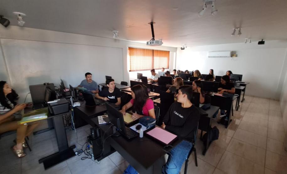 Alunos do Talento Tech fazem primeira prova presencial nos 50 municípios do projeto