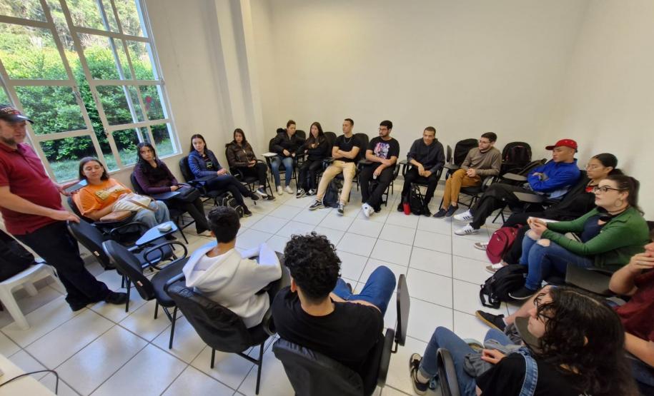 Alunos do Talento Tech fazem primeira prova presencial nos 50 municípios do projeto