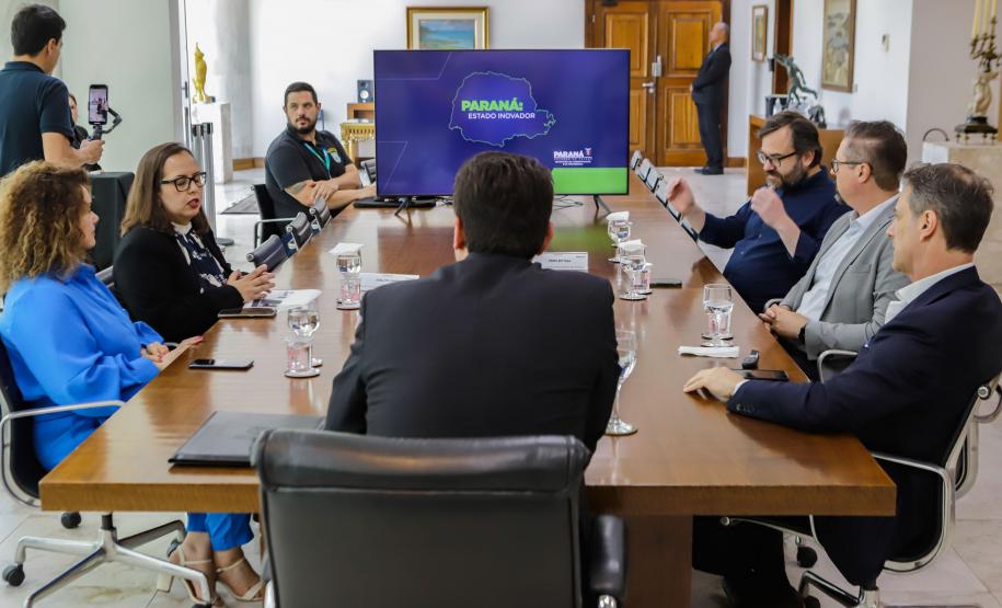 Curitiba, 25 de outubro de 2024 - Apresentação para o governador Carlos Massa Ratinho Junior do aplicativo Sou Paraná Conecta, destinado para servidores estaduais.