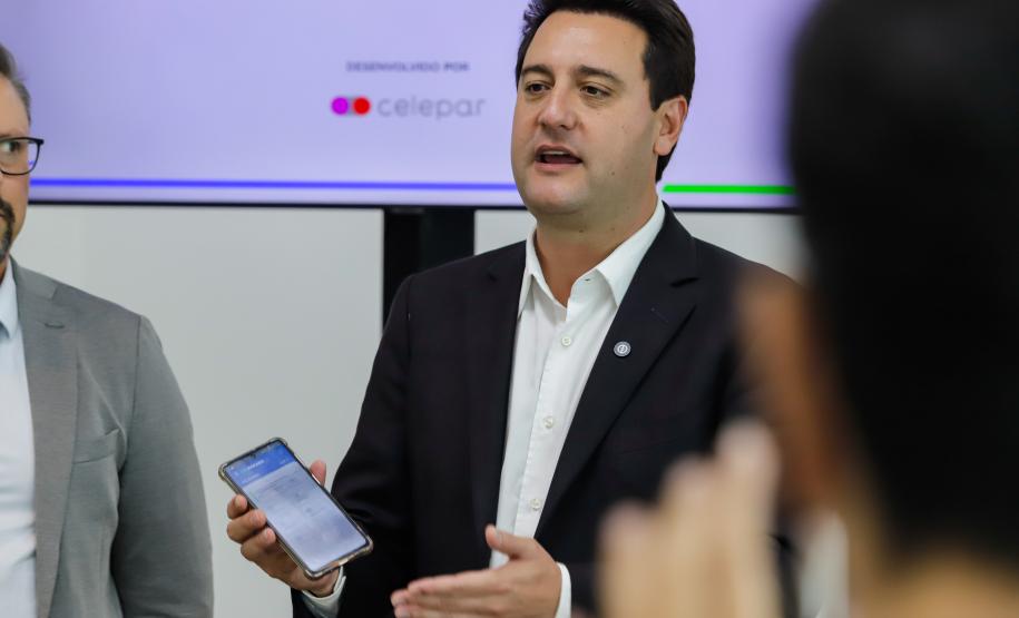 Curitiba, 25 de outubro de 2024 - Apresentação para o governador Carlos Massa Ratinho Junior do aplicativo Sou Paraná Conecta, destinado para servidores estaduais.