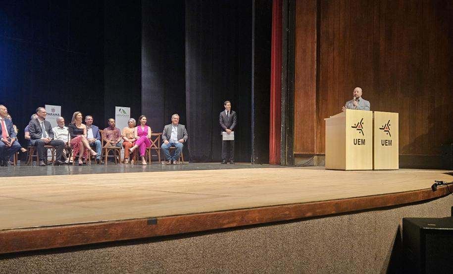 Semana Paraná Faz Ciência começa com anúncio de R$ 20 milhões e nova rede de pesquisa