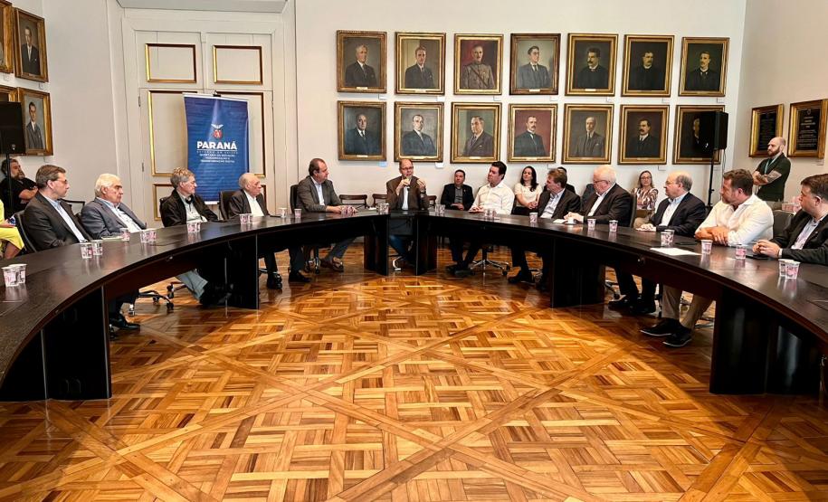 Estado reúne entidades para discutir governança do Sistema Paranaense de Inovação