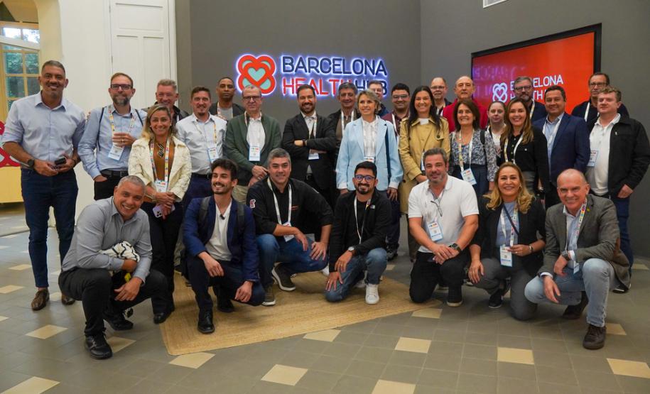 Representantes da Secretaria da Inovação, Modernização e Transformação Digital integraram a delegação brasileira que participou do Smart City Expo World Congress. Debates e visitas técnicas permitiram oportunidade de captação de conhecimentos para manter o Paraná como um dos estados mais inovadores.