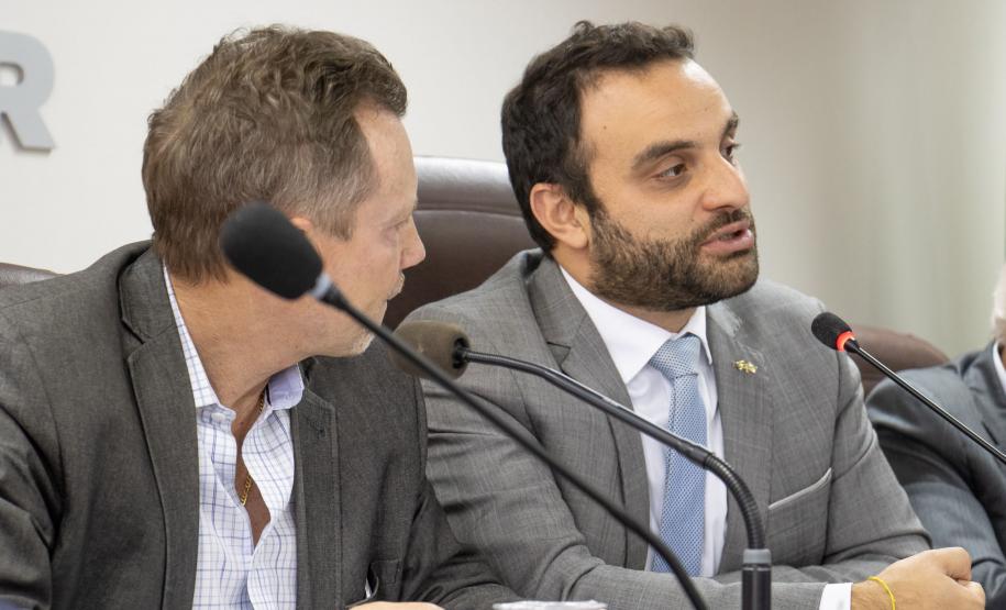 Junta Comercial do Paraná inicia treinamento de IA para uso no Empresa Fácil