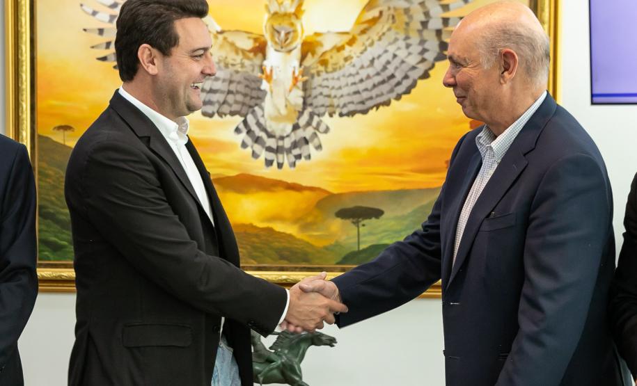 Curitiba, 13 de novembro de 2024 - Governo do Paraná e Claro firmam parceria para ampliar cobertura móvel em áreas rurais do Paraná.