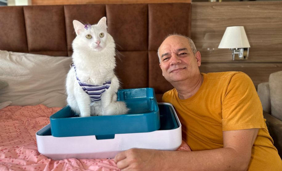 Selecionada no primeiro edital do Paraná Anjo Inovador, a startups Cattus, de Toledo, desenvolveu um banheiro sustentável mais confortável e higiênico para gatos.