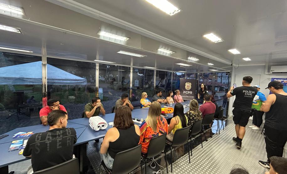 Carreta da Inovação atende até domingo em Antonina