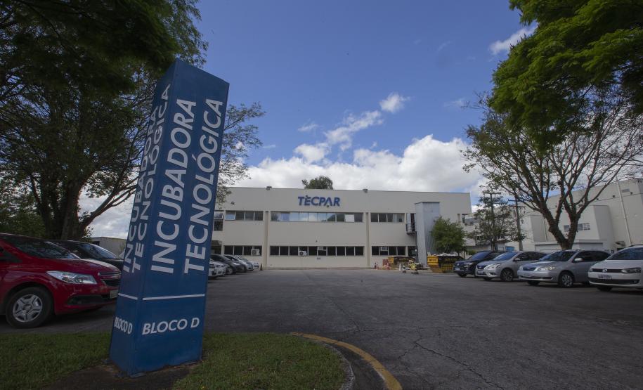 Tecpar abre edital para selecionar empresas para programa de incubação