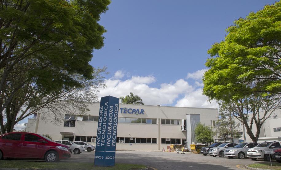Tecpar abre edital para selecionar empresas para programa de incubação