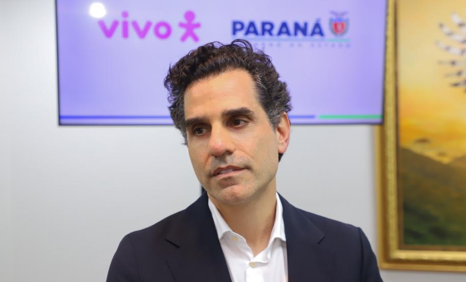 Governador recebe presidente da Vivo e discute ampliação de conectividade no Paraná