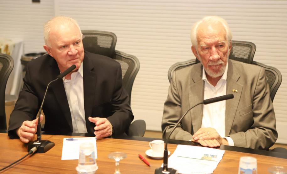 Estado concederá 100 bolsas de R$ 5 mil para doutores inovarem em empresas paranaenses