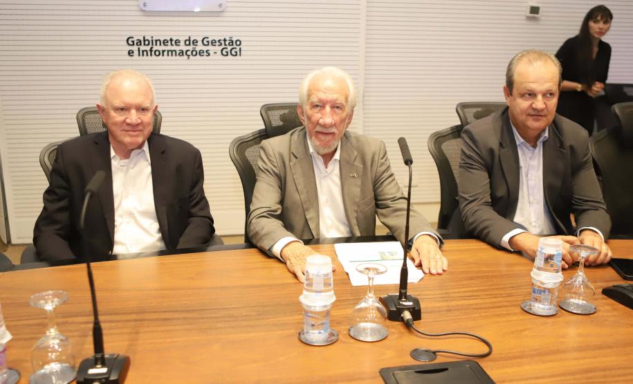 Estado concederá 100 bolsas de R$ 5 mil para doutores inovarem em empresas paranaenses