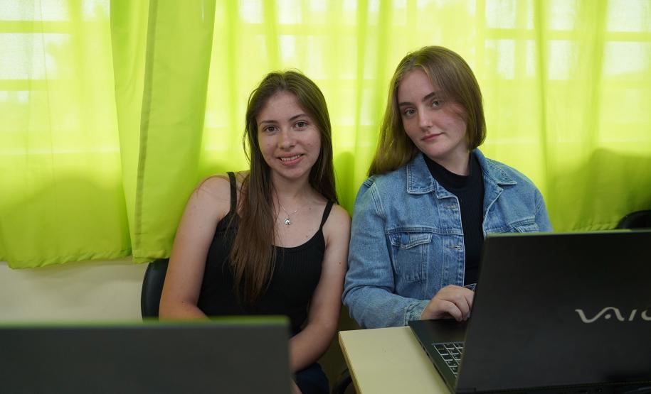 Programa Talento Tech quebra paradigmas com maioria de estudantes composta de meninas