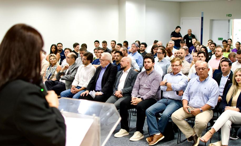 Estado lança edital para investir R$ 15 milhões em soluções com IA para o setor produtivo