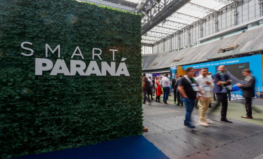 Paraná apresenta startups e serviços públicos tecnológicos na abertura do Smart City Expo