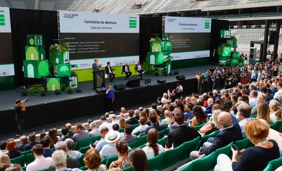 Paraná apresenta startups e serviços públicos tecnológicos na abertura do Smart City Expo