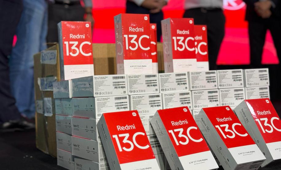 Paraná recebe 12 mil smartphones para iniciar projeto de inovação em escolas públicas