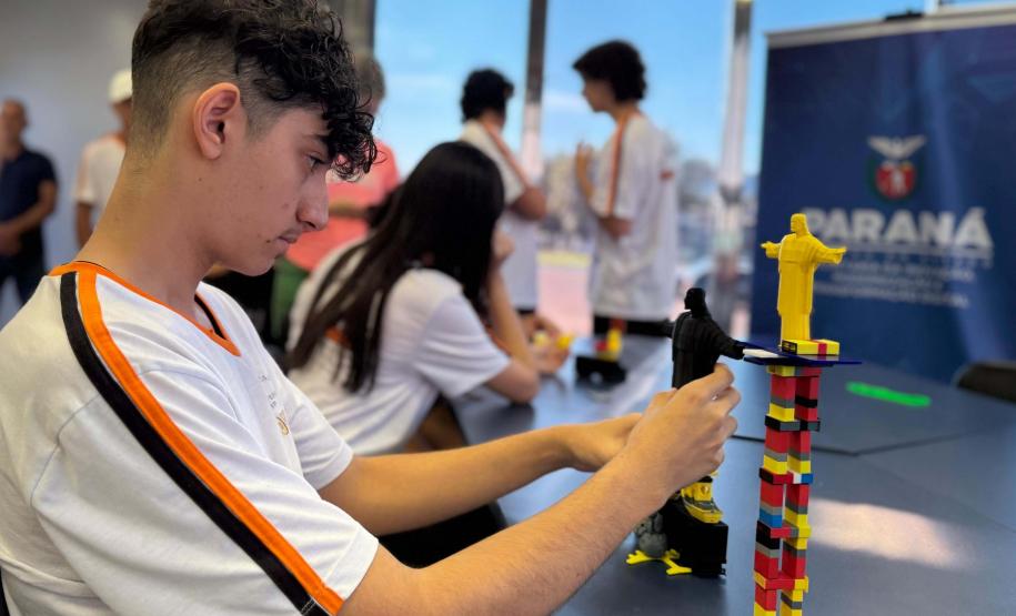 Carreta da Inovação chega aos municípios de Corumbataí do Sul e Paranacity