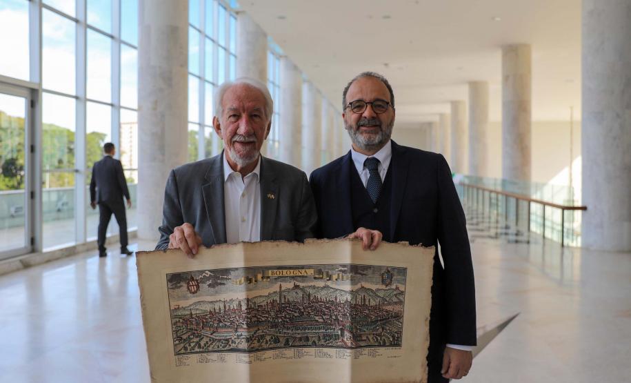 Paraná assina acordos com região italiana da Emilia-Romagna