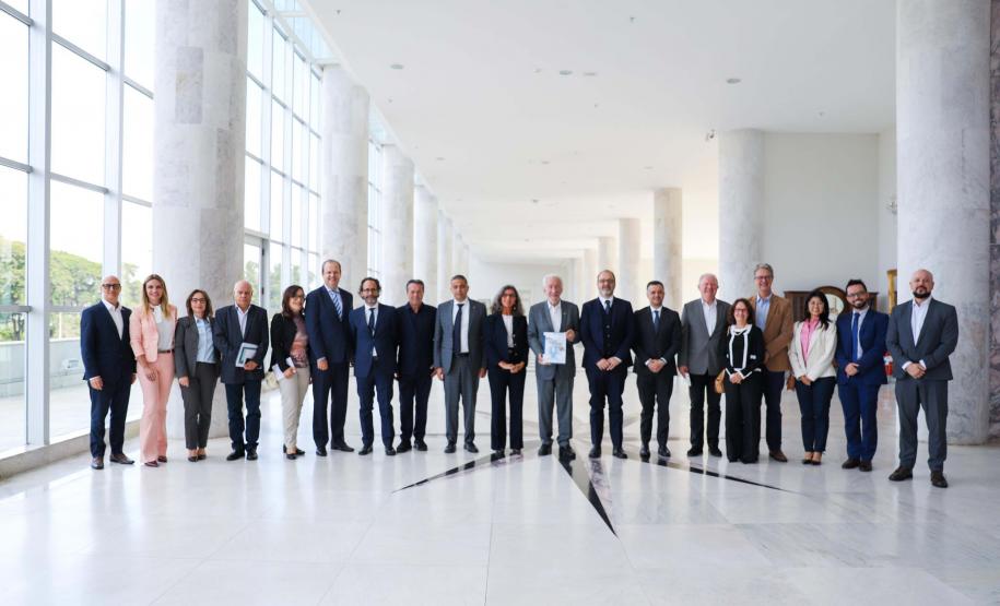 Paraná assina acordos com região italiana da Emilia-Romagna