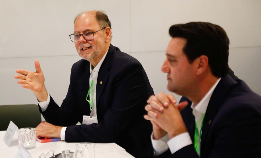 Ratinho Junior sela parceria com o Google para expandir uso de IA e sistemas de gestão