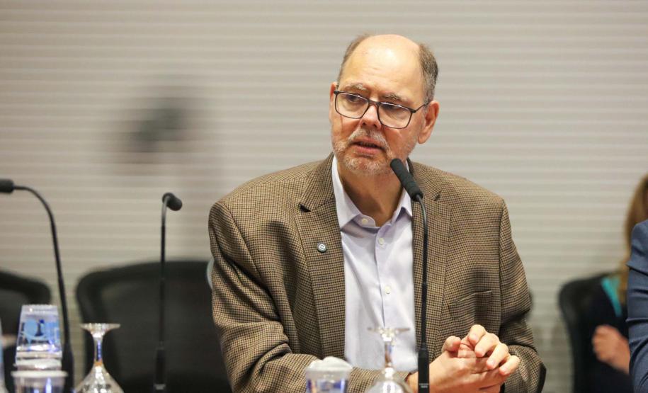 Piana recebe delegação mexicana de Chihuahua para debater parcerias com o Paraná