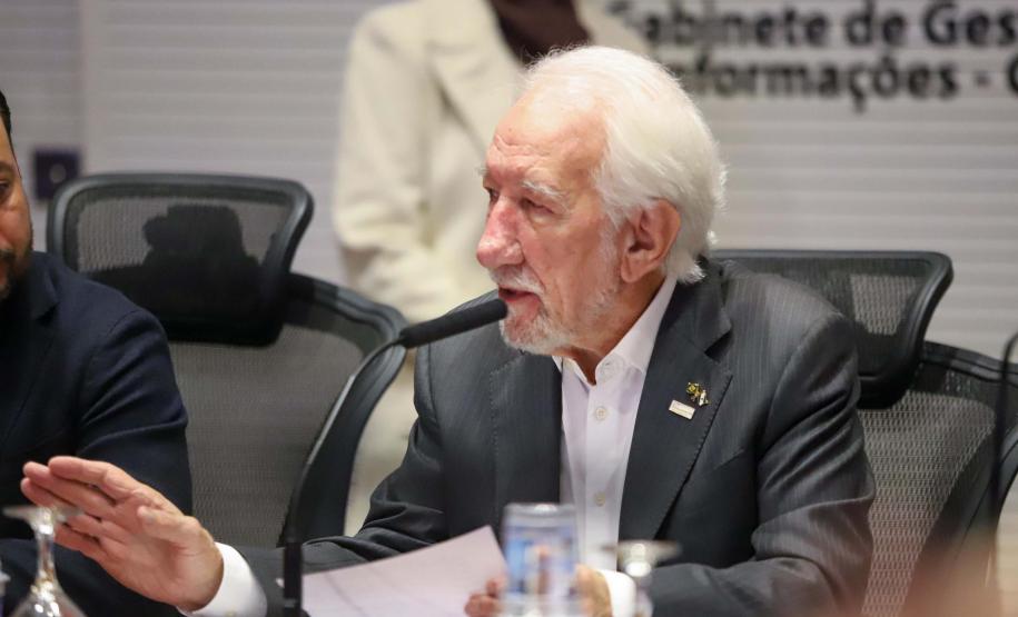 Piana recebe delegação mexicana de Chihuahua para debater parcerias com o Paraná