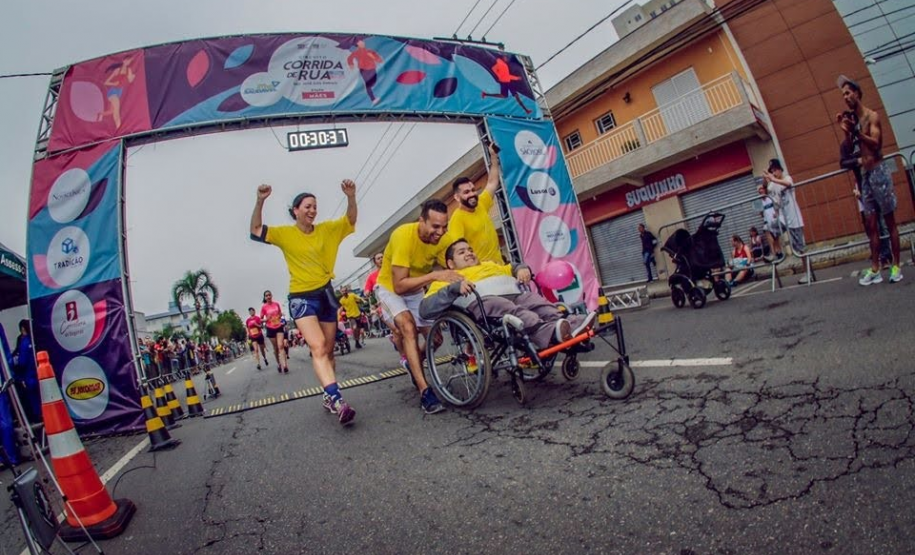 Startup paranaense recebe reconhecimento internacional em prêmio de inovação social