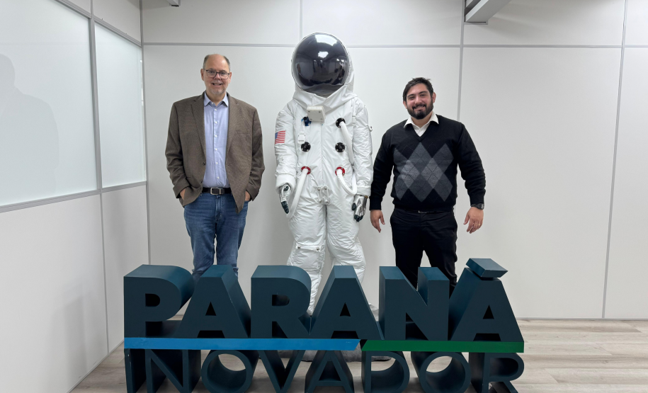 Secretário Alex Canziani recebe prefeitura de Londrina na SEIA