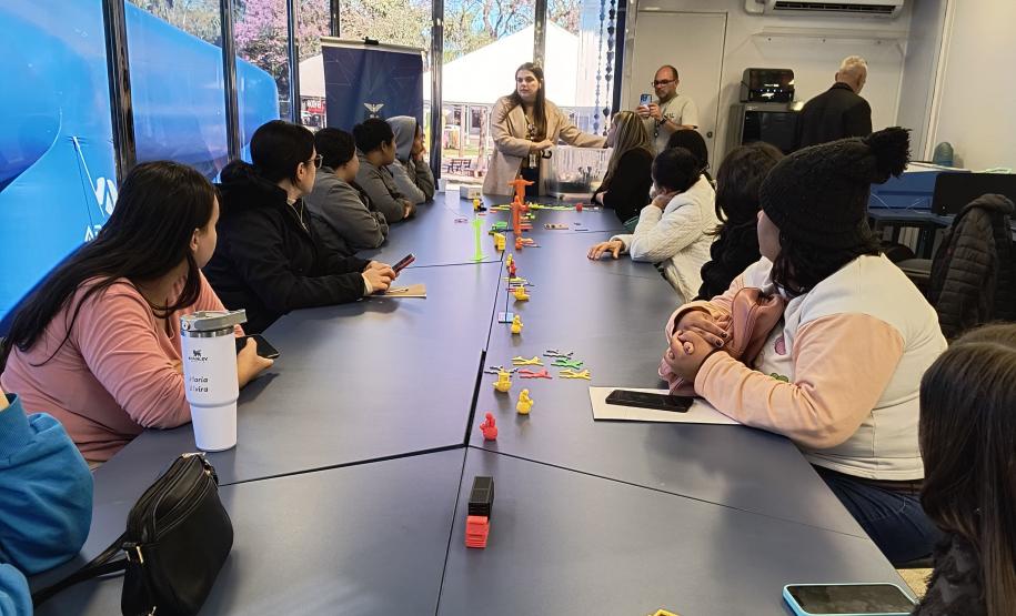 Carreta da Inovação leva atividades gratuitas a Alvorada do Sul e Itaguajé nesta semana