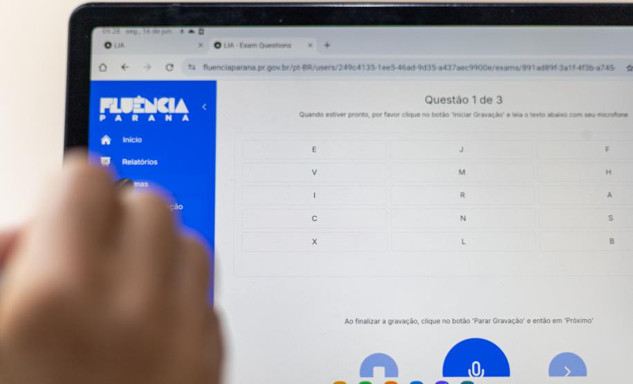 Com Fluência Paraná, Governo usa Inteligência Artificial para apoiar alfabetização de crianças