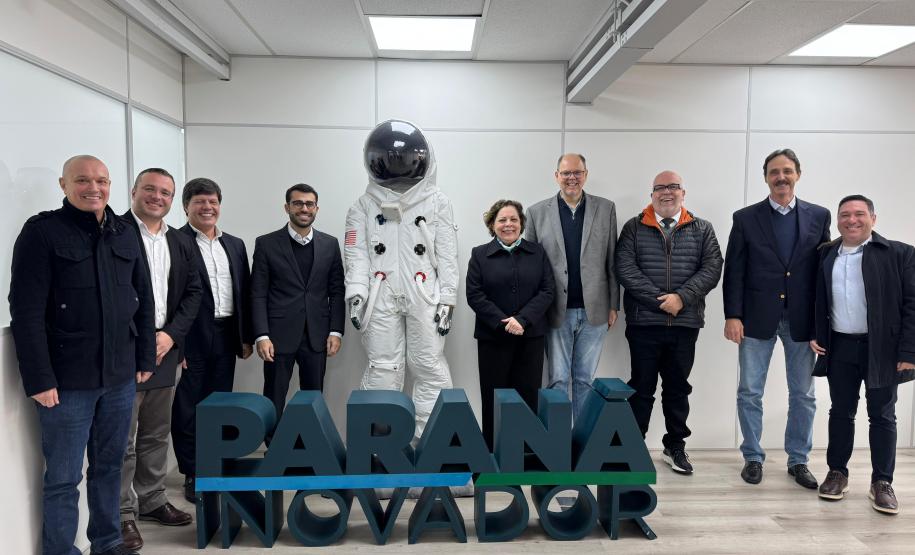 Secretario Alex Canziani se reúne com representantes da Sesa para falar sobre inovação na saúde pública