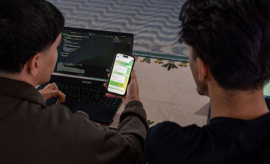 Travessia para o futuro: Talento Tech impulsiona carreira de jovens da Ilha das Peças