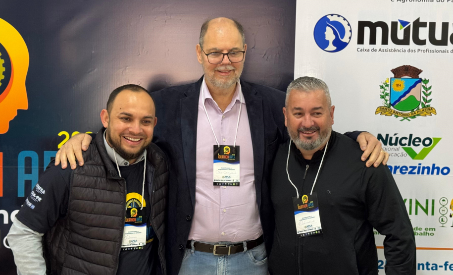 Secretário Alex Canziani participa do 1º Ideathon APLA 2025 em Santo Antônio da Platina