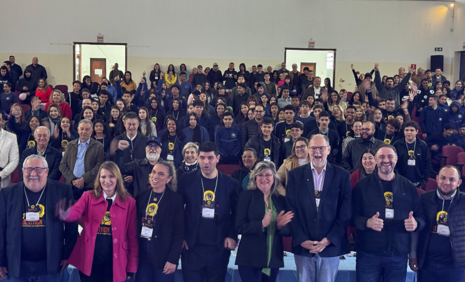 Secretário Alex Canziani participa do 1º Ideathon APLA 2025 em Santo Antônio da Platina