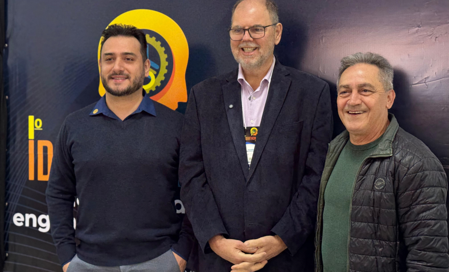 Secretário Alex Canziani participa do 1º Ideathon APLA 2025 em Santo Antônio da Platina