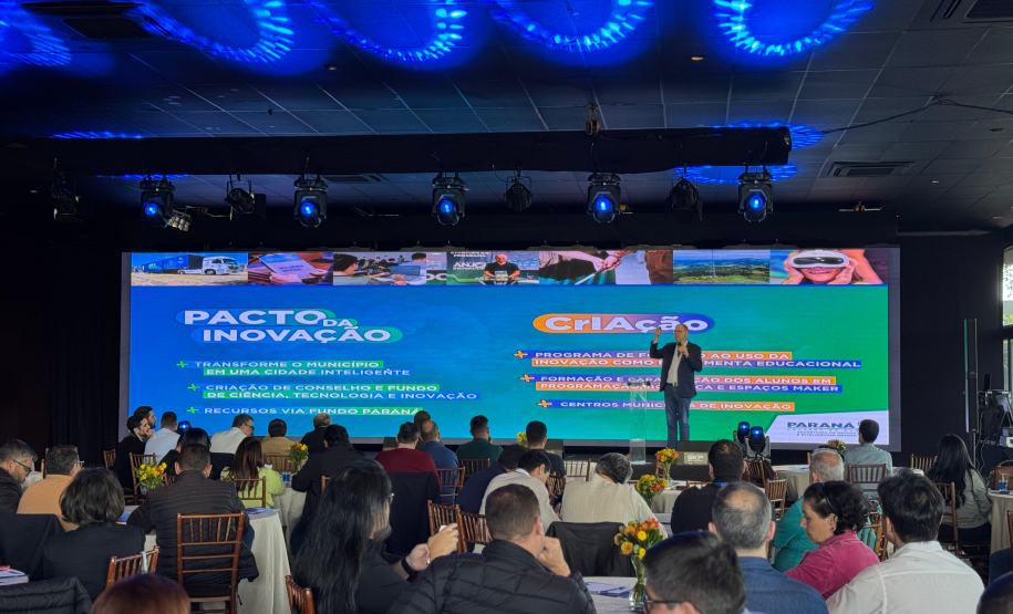 Secretário Alex Canziani apresenta projetos em Encontro Regional de Políticas Públicas