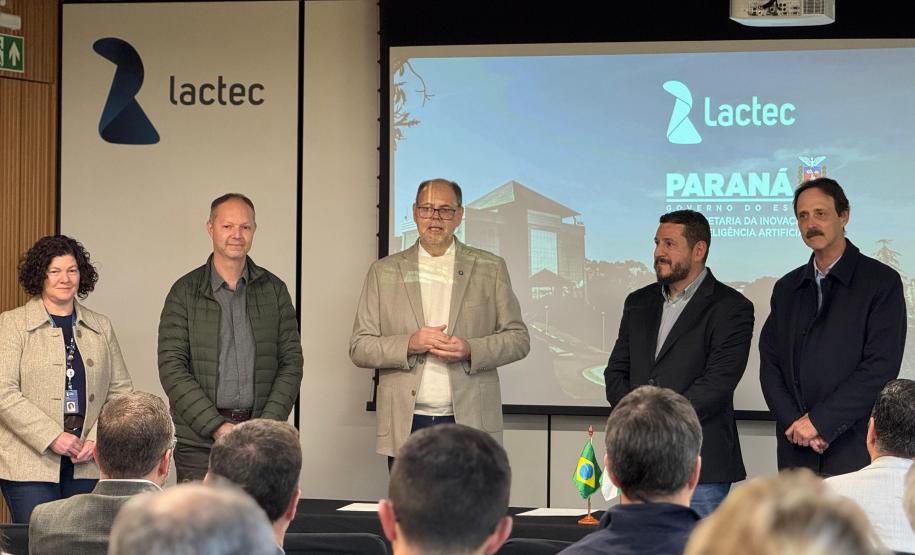 Estado firma parceria com Lactec para ampliar projetos de pesquisa e tecnologia