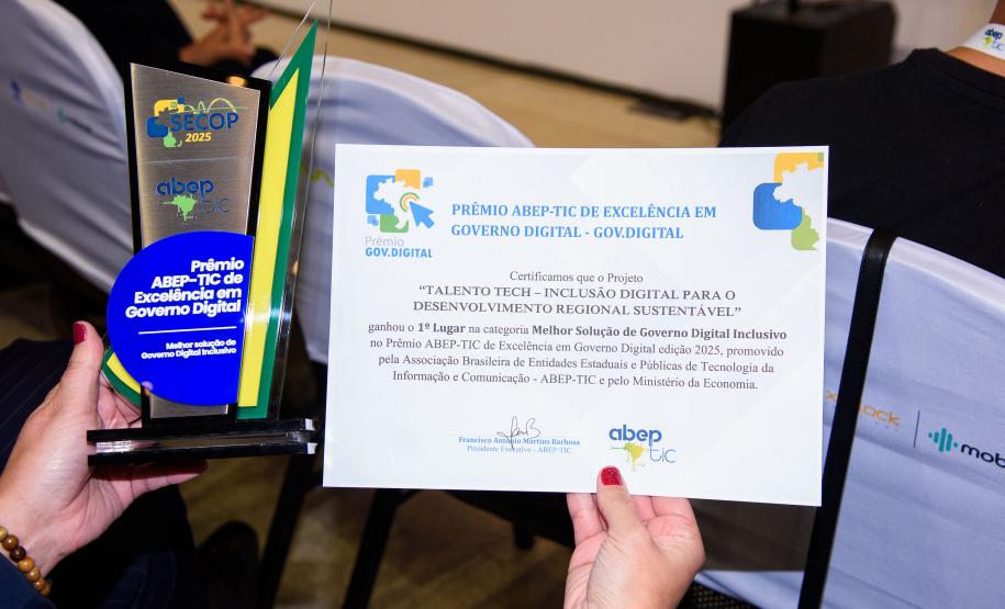 Talento Tech e Ecossistema Digital: Paraná conquista prêmios nacionais de tecnologia